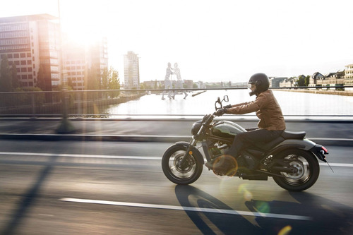 Kawasaki Vulcan S - Image 12