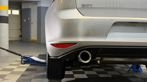 Volkswagen Golf 2.0 Gti Tsi - Image 12