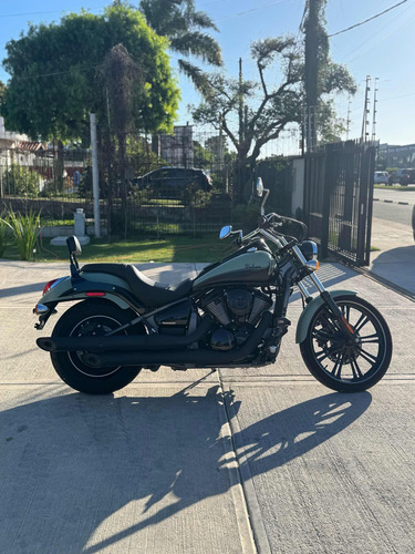 Kawasaki Vulcan 900 Custom - Image 11