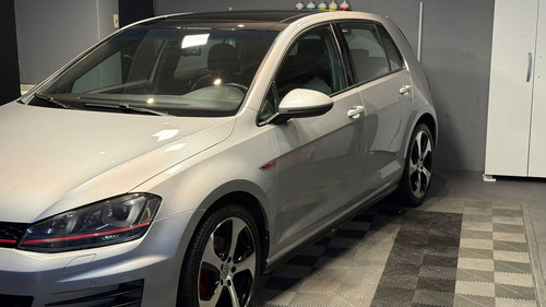 Volkswagen Golf 2.0 Gti Tsi - Image 18