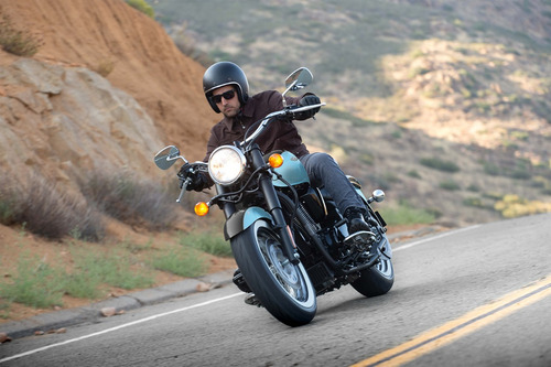 Kawasaki Vulcan 900 Classic - Image 5