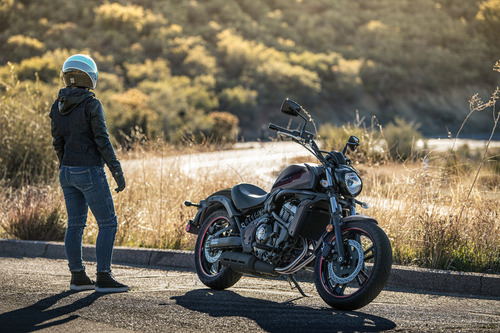 Kawasaki Vulcan S - Image 7